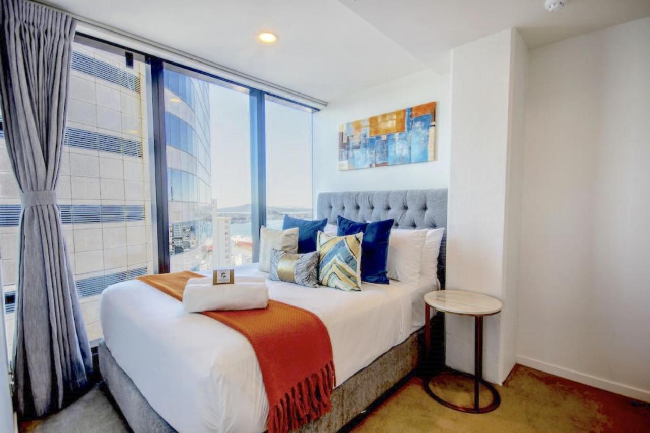 Magnificent Harbour View Skytower View Apartment In Cbd Auckland Exterior photo